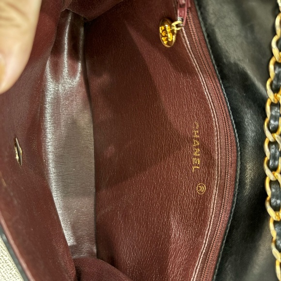 Authentic CHANEL black lambskin wild stitch vintage Diane bag - Picture 12 of 16